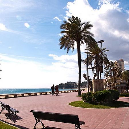 Apartamentos Sant Cristofol Льорет-де-Мар Экстерьер фото